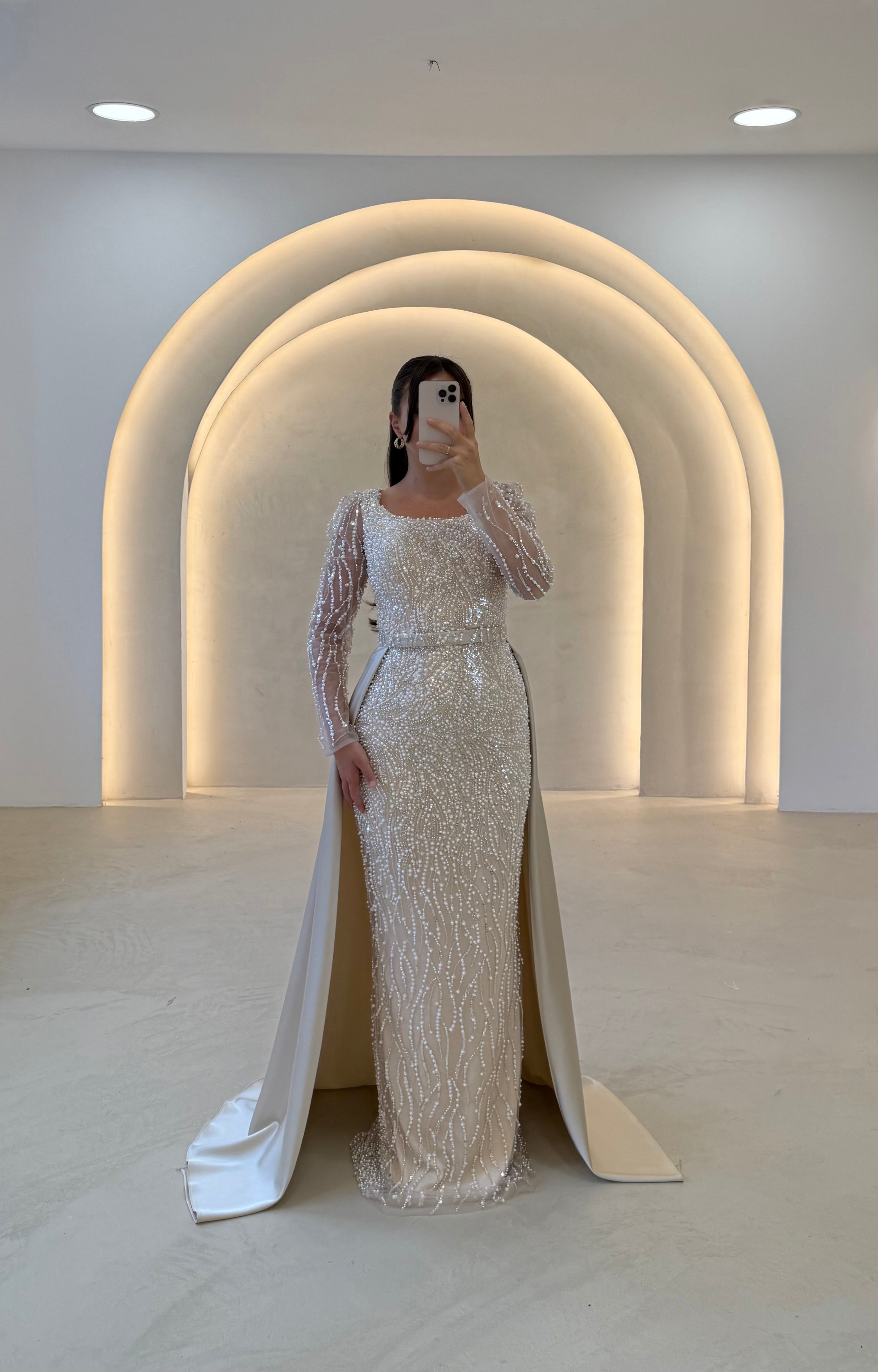 36 / Beige