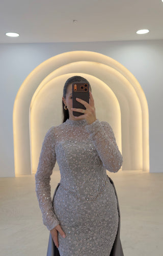 Taupe