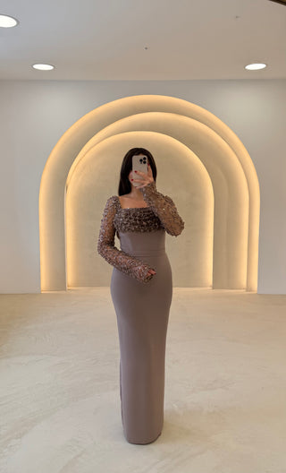 Taupe