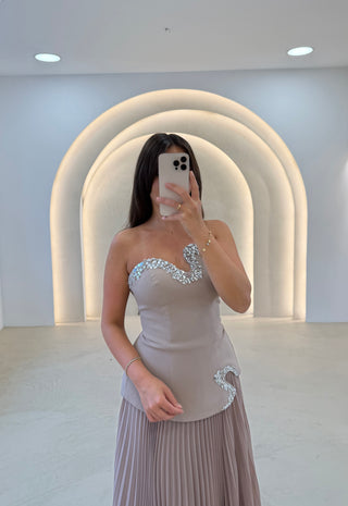 Taupe