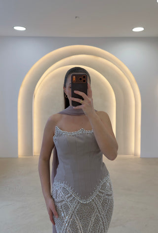 Taupe