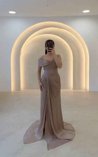 Taupe